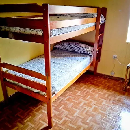 Surftolive House Hostel *