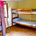 Hostal Surftolive House Somo