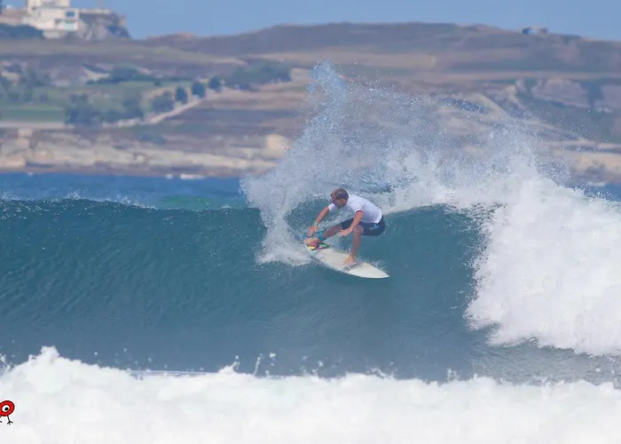 Surftolive House Hostel *